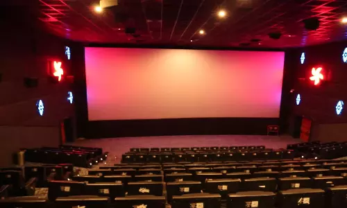 టాలీవుడ్ లో ఎందుకిలా? ఫ్యాన్స్ ఆందోళన