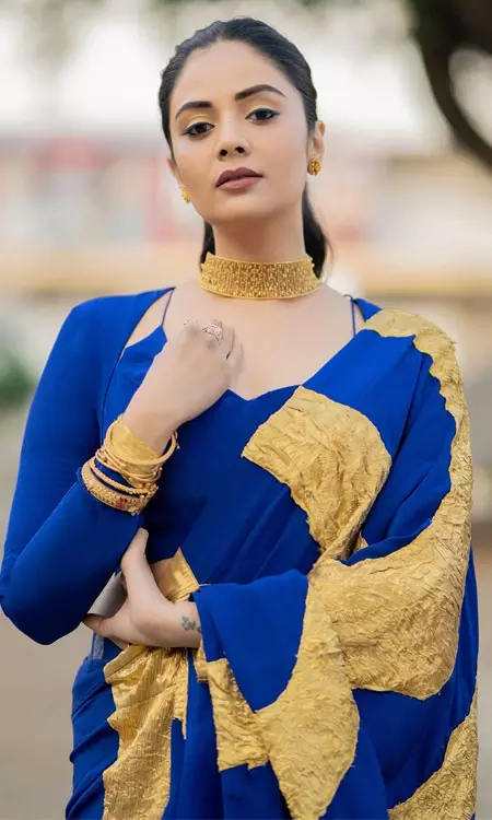 Sreemukhi Stuns in Blue & Gold Saree for ASMP 175th Special