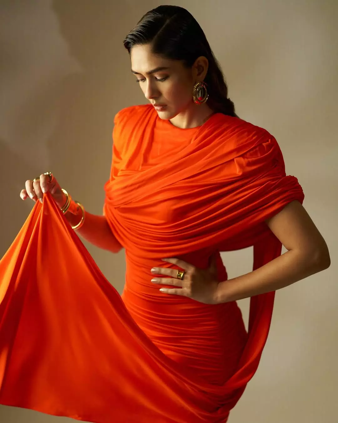 Mrunal Not overdressed just Variety