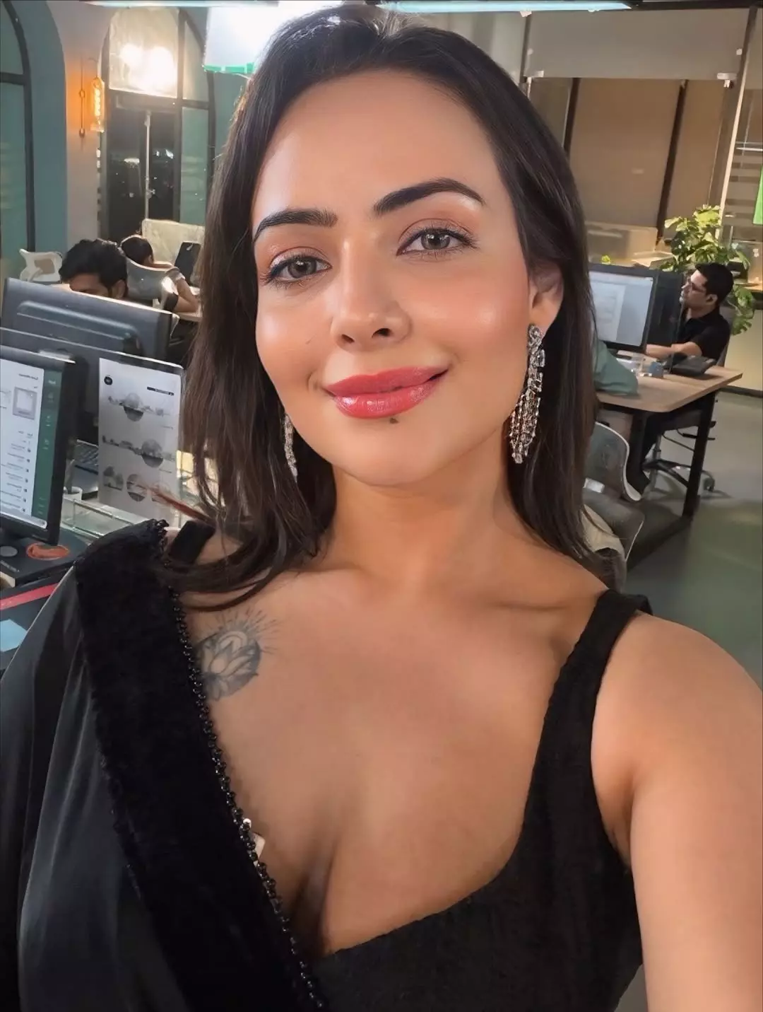 Aanchal Munjal Spreads February Love Aanchal Munjal Spreads February Love