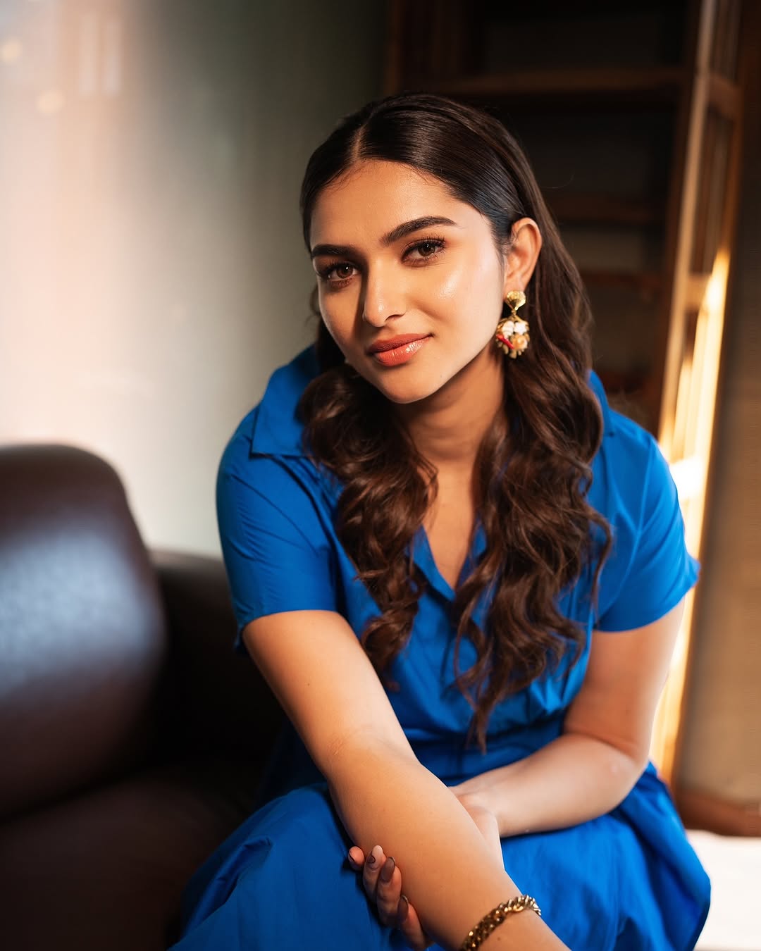 Kayadu Lohar’s Peacock Grace in Blue Elegance