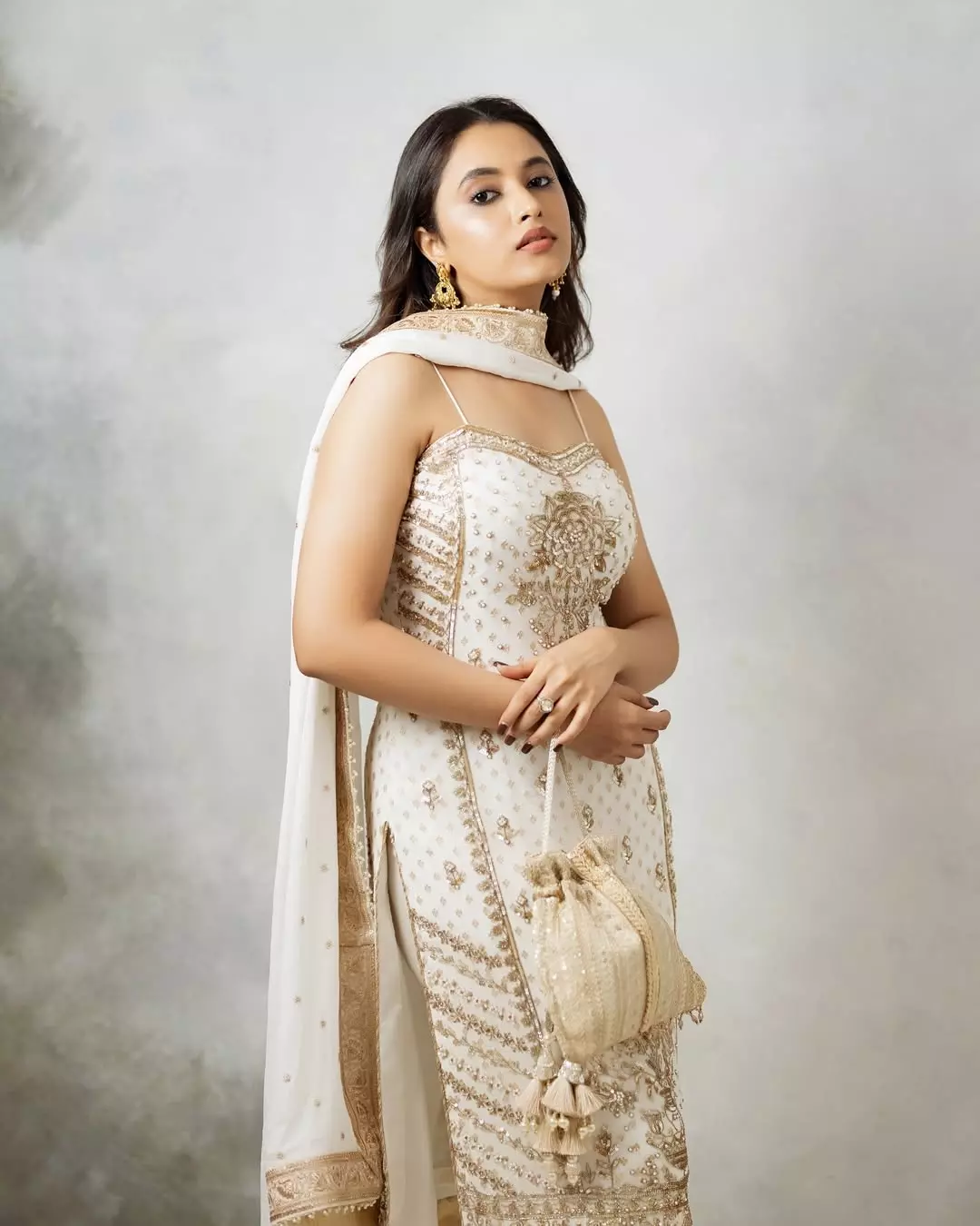 Priyanka Mohan’s Cinematic & Fashion Evolution Priyanka Mohan’s Cinematic & Fashion Evolution