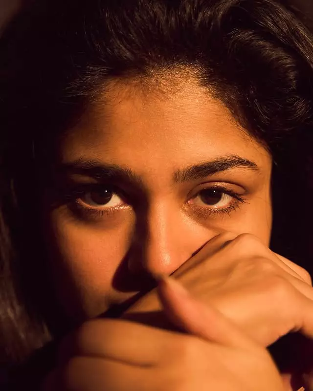 Faria Makes You Fall in Love All Over Again Faria Makes You Fall in Love All Over Again