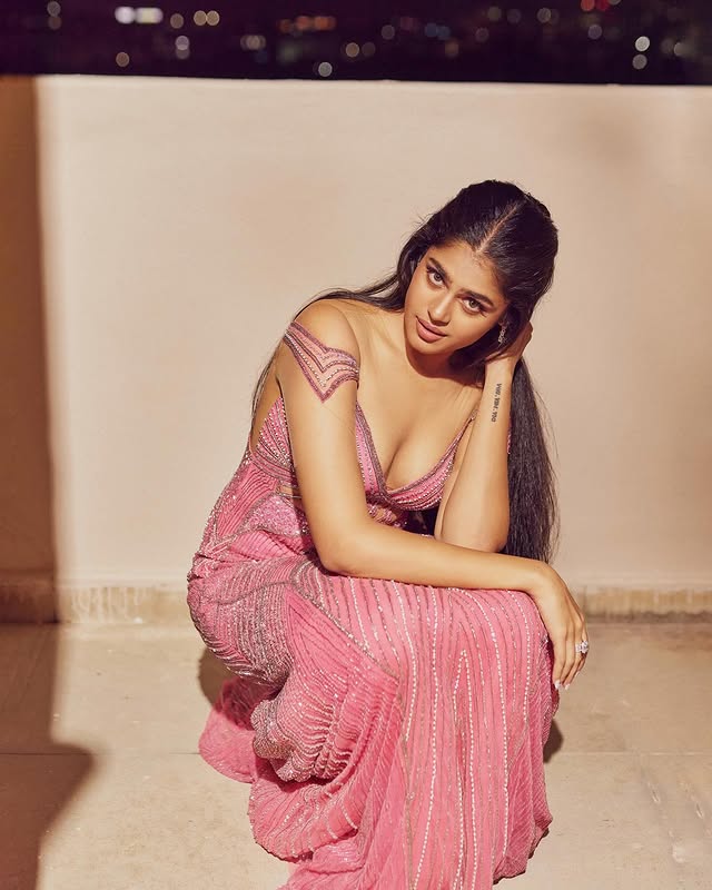 Faria Makes You Fall in Love All Over Again