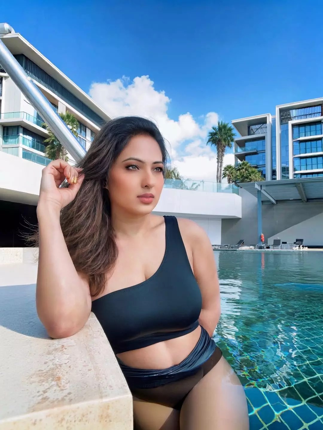 Nikesha Patel’s Slays Swim Look At Dubai Nikesha Patel’s Slays Swim Look At Dubai
