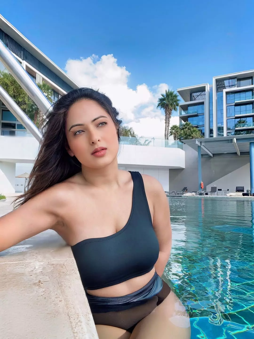 Nikesha Patel’s Slays Swim Look At Dubai
