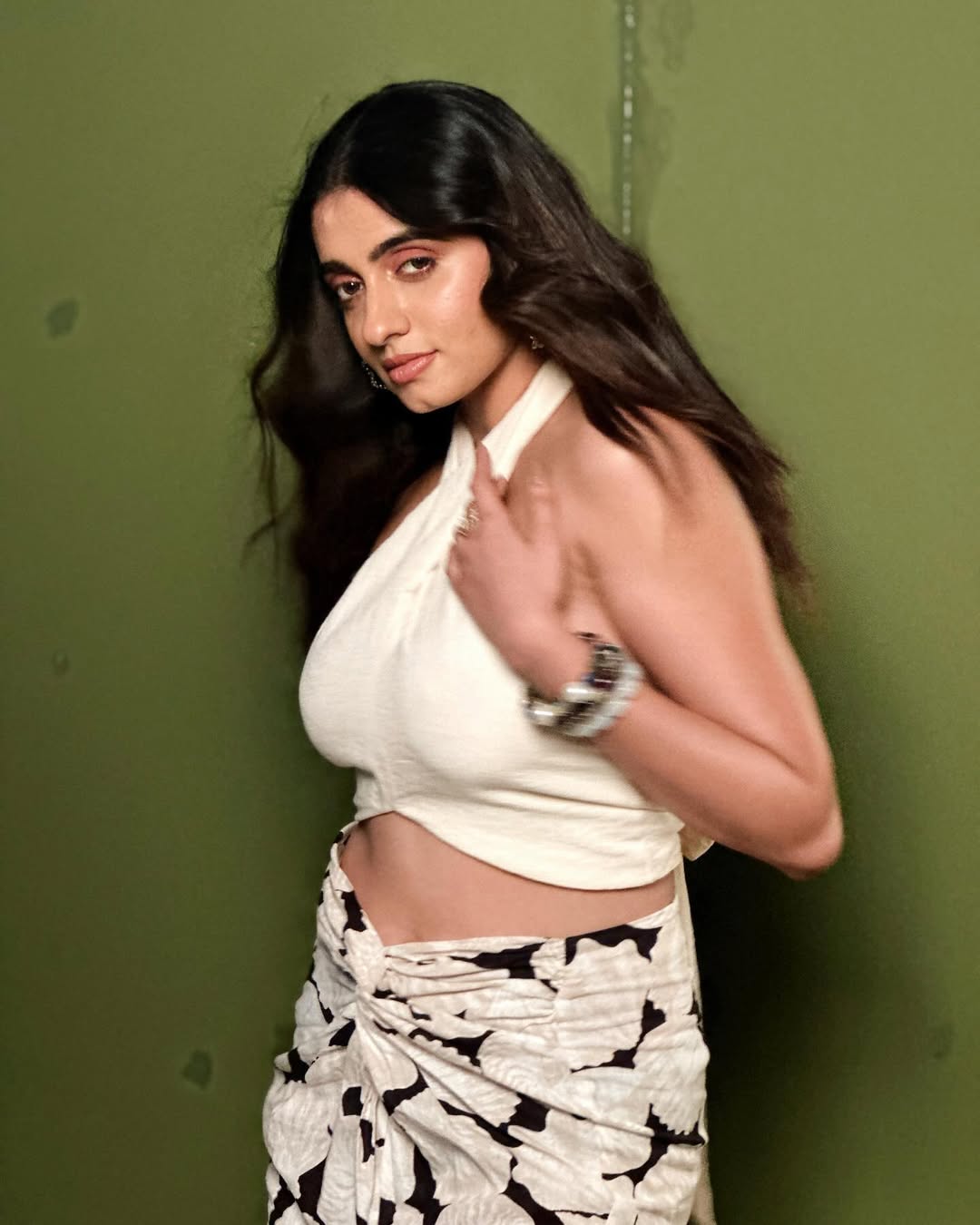 Maanasa Choudhary: Grace, Glamour, and Growing Stardom Maanasa Choudhary: Grace, Glamour, and Growing Stardom