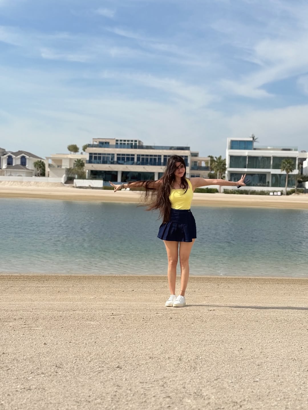 Dubai Diaries: Divya Bharathi in Soft, Stunning Frames Dubai Diaries: Divya Bharathi in Soft, Stunning Frames