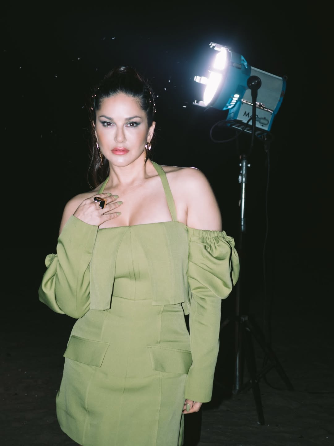 Sunny Leone Turns Heads in a Classy Brown Dress Sunny Leone Turns Heads in a Classy Brown Dress