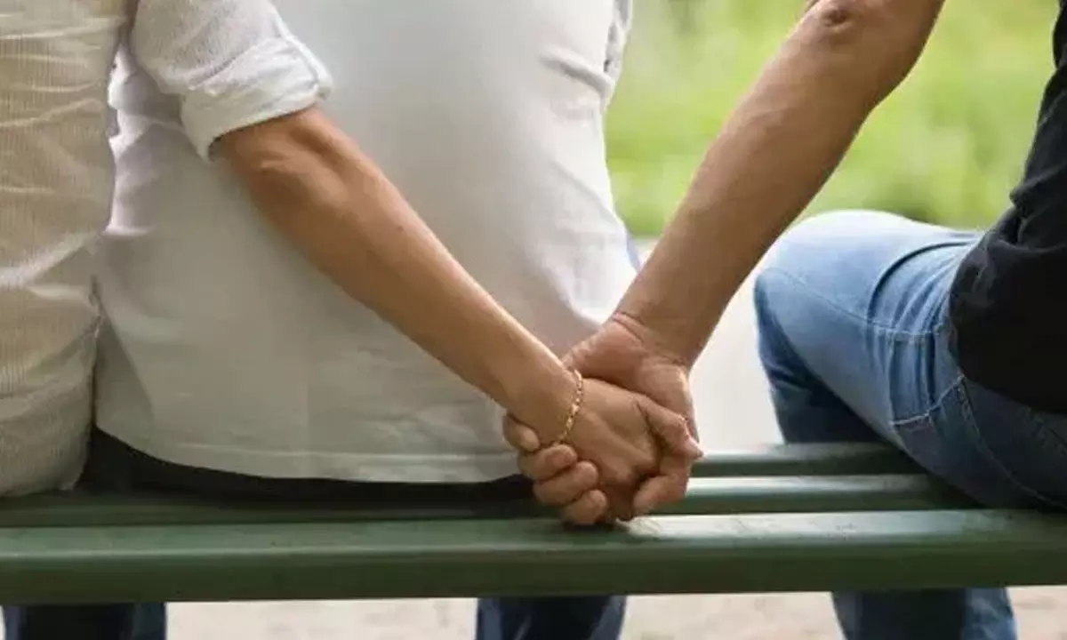 అక్రమ సంబంధాలు-బలహీనతతో మొదలై ...చివరికి !