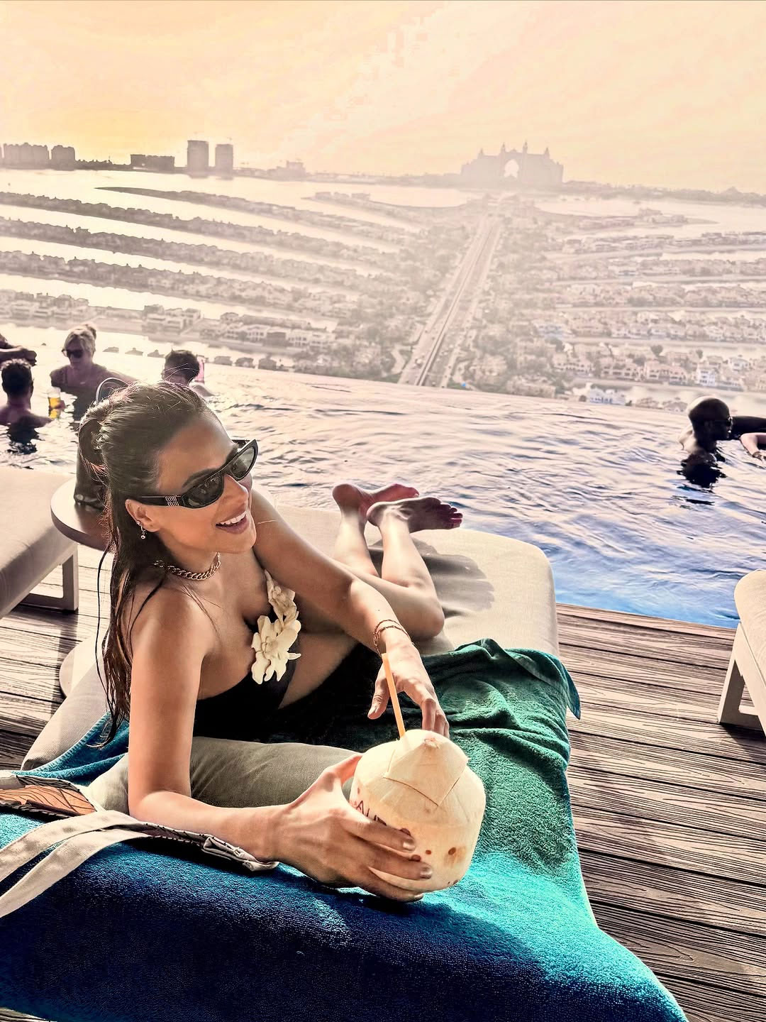 Nia Sharma Stuns in Classic Black Saree with Bold Confidence Nia Sharma Stuns in Classic Black Saree with Bold Confidence