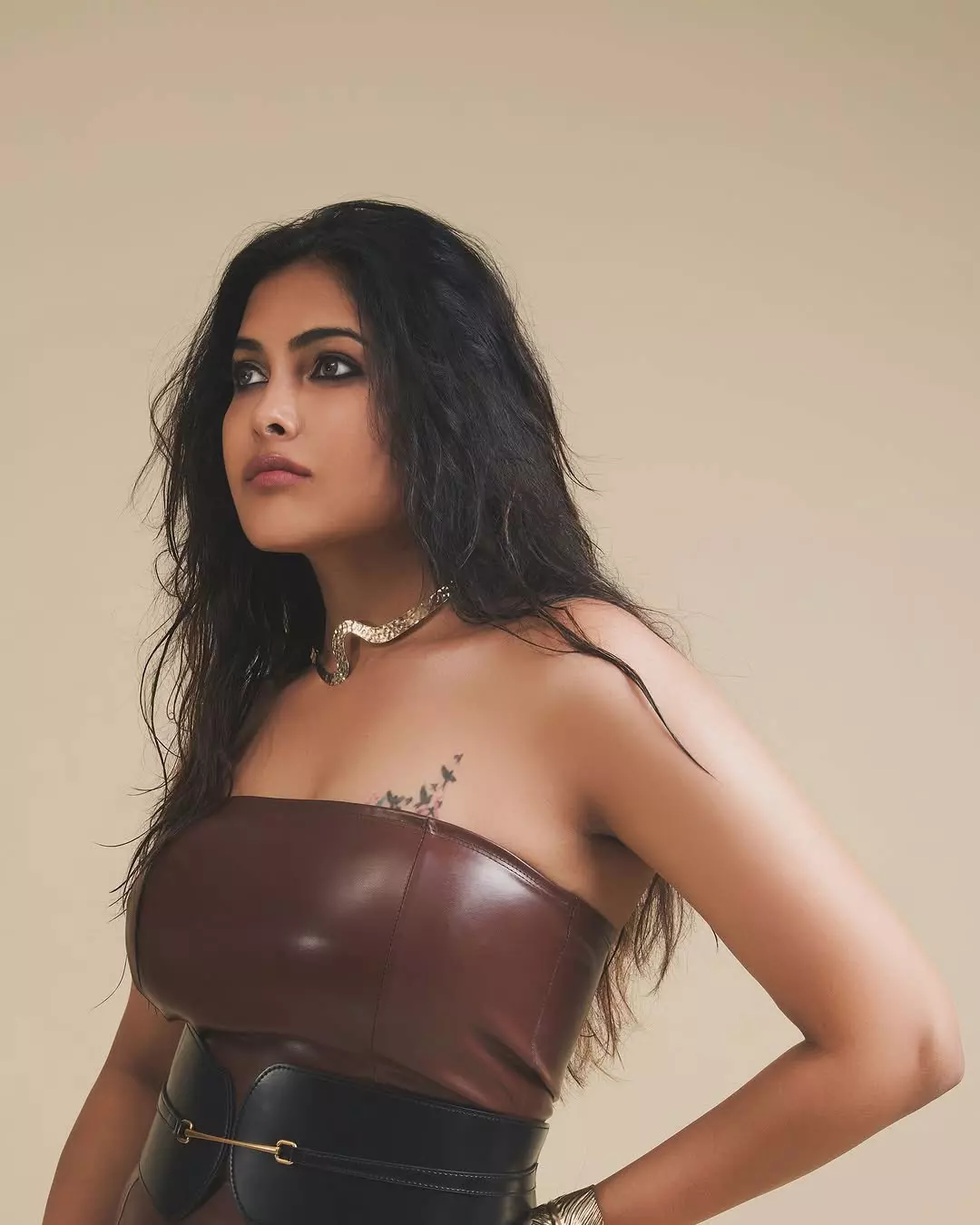 Divi Vadthyas Graceful Saree Look Wins Hearts