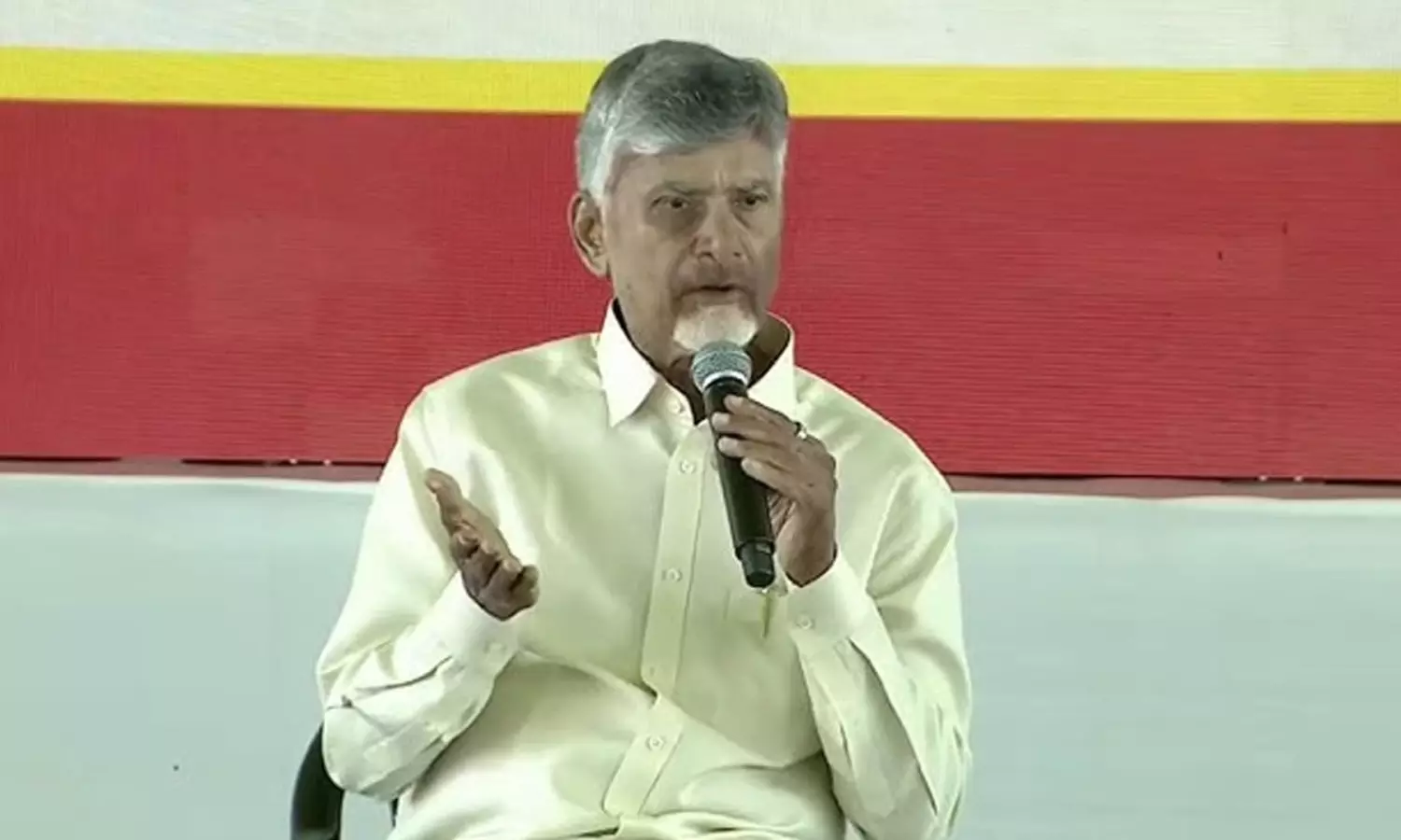 ఫార్వార్డ్ లుకింగ్ బడ్జెట్: చంద్ర‌బాబు