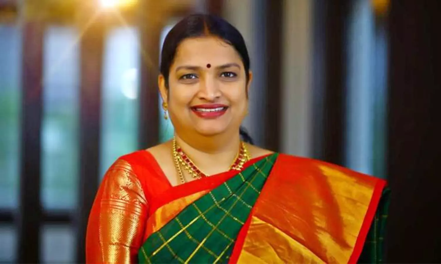 వైరల్: అపోజిట్ మాట్లాడితే రప్పారప్పా నరికేయమని అక్క చెప్పింది