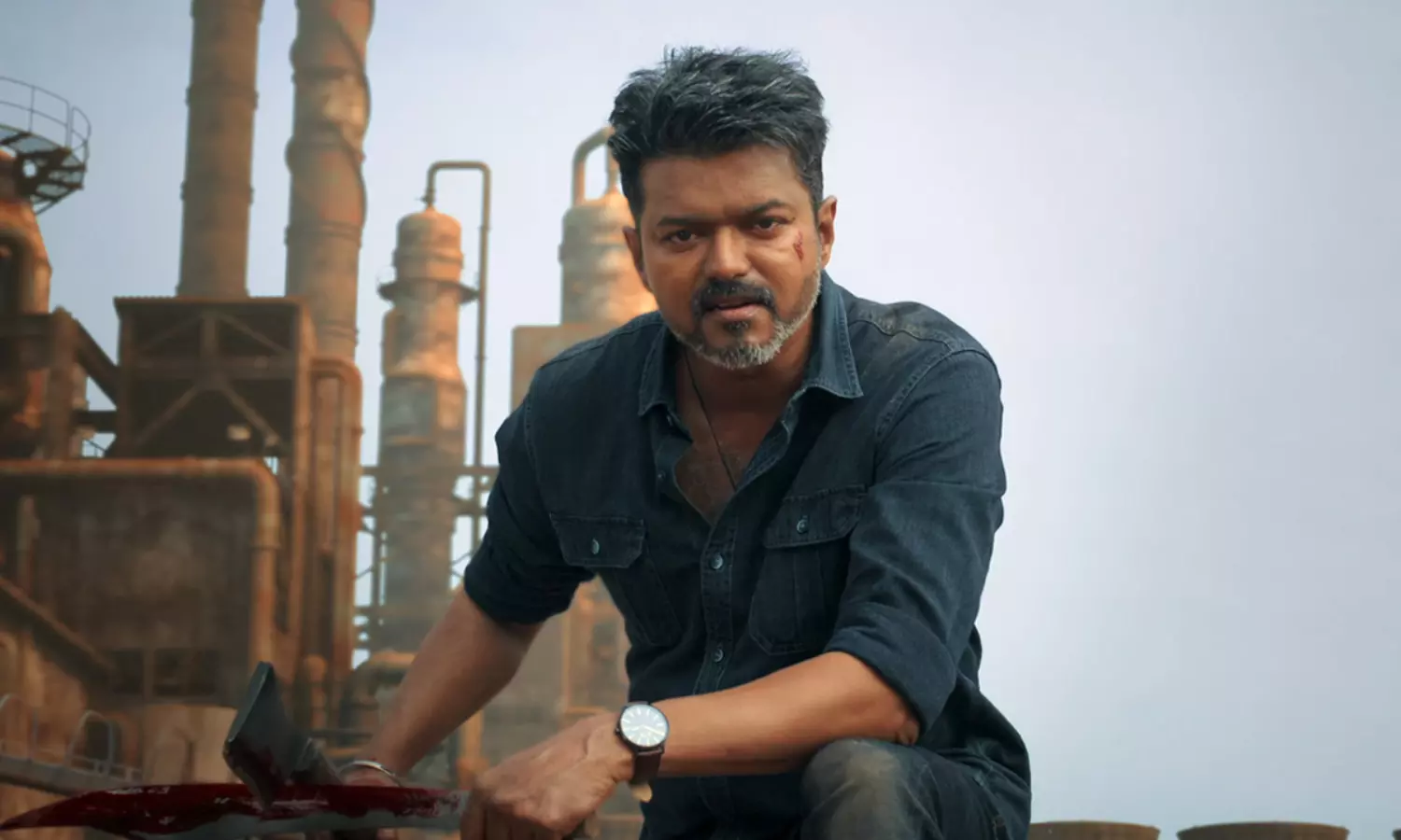 జన నాయగన్ టీమ్ వెనక్కి తగ్గుతోందా? జన నాయగన్ టీమ్ వెనక్కి తగ్గుతోందా?