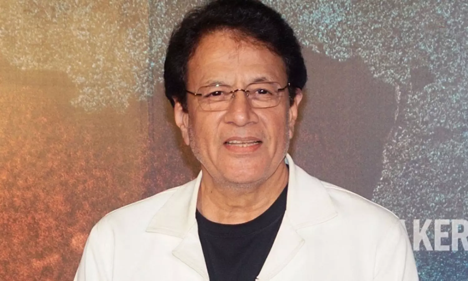 ప్ర‌భాస్ సినిమాతో పోల్చొద్దంటున్నాడు!