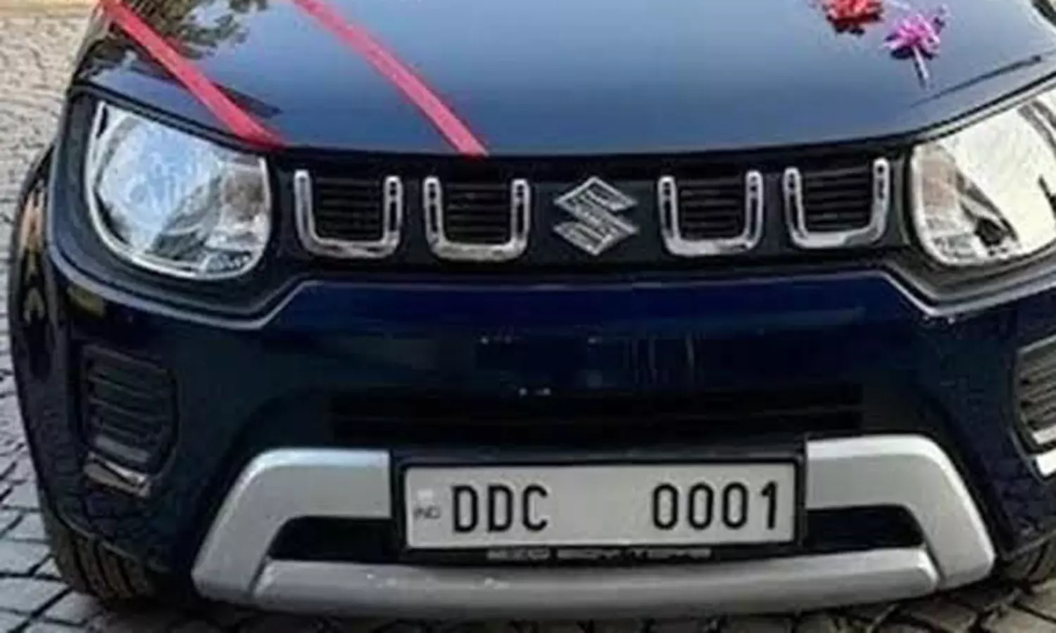 0001 నంబర్ ప్లేట్ కోసం రూ. 2.08 కోట్లు పెట్టిన గుంటూరు వాసి 0001 నంబర్ ప్లేట్ కోసం రూ. 2.08 కోట్లు పెట్టిన గుంటూరు వాసి