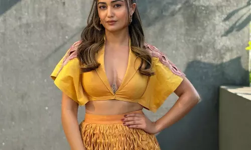 Tridha Choudhurys Golden Glow in Yellow Elegance