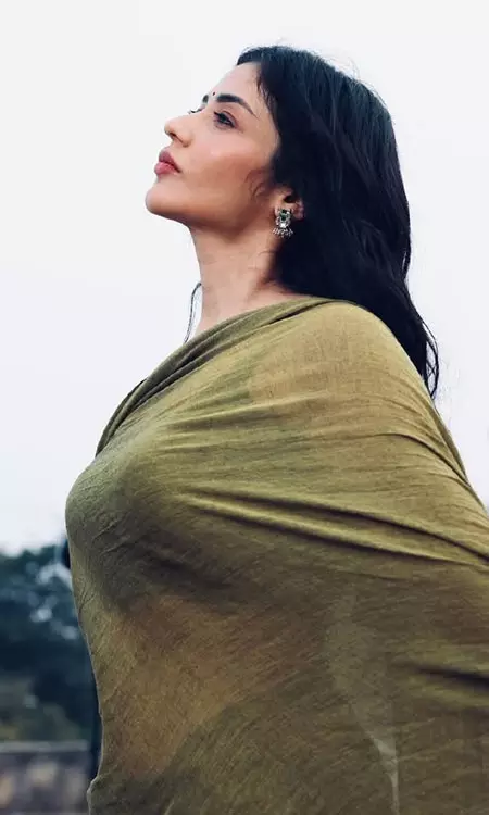 Priyanka Jawalkar’s Elegant Saree Look Goes Viral