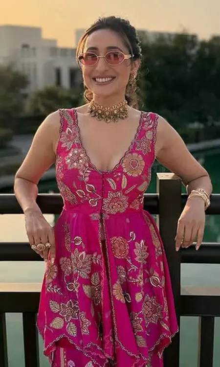 Pragya Jaiswal’s Elegant Silk Outfit Wins Hearts