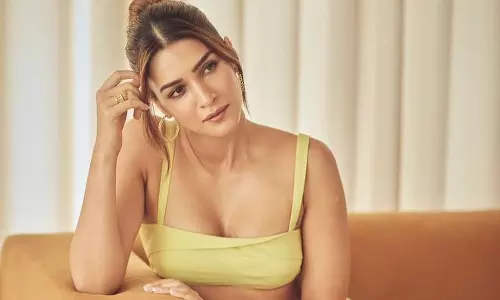 ప్రపంచంలోనే అత్యంత అందమైన టాప్ టెన్ హీరోయిన్స్ వీళ్ళే.. ఇండియా తరఫున ప్రభాస్ బ్యూటీ!