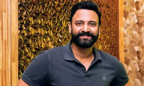 20 ఏళ్ల కల.. వారణాసి లో క్యారెక్టర్ పై అక్కినేని హీరో క్లారిటీ!