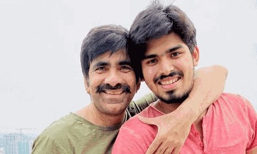 ఇండ‌స్ట్రీలో తండ్రికొడుకులే అన్న‌ద‌మ్ముల్లా!