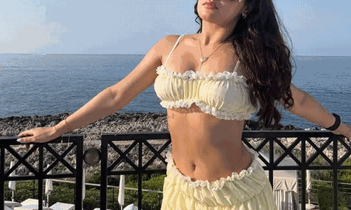 Avneet Kaur’s Sun-Kissed Style Steals the Spotlight