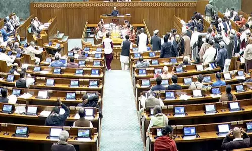 లోక్ సభలో వాయిదాల పర్వం... ఇది కొత్త రికార్డు