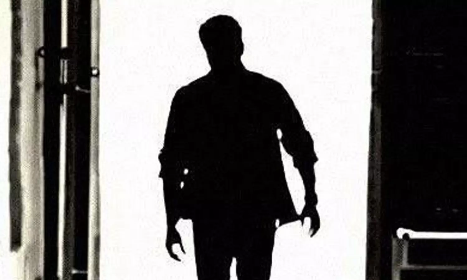 సర్వే రిపోర్ట్... రాజకీయాల్లో స్టార్  హీరో సరికొత్త సంచలనం..!