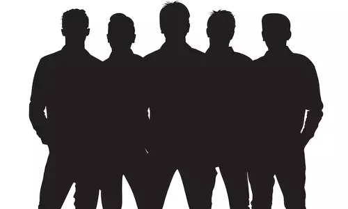 స్టార్ డైరెక్ట‌ర్స్ ఆన్ డ్యూటీ.. పిక్చ‌ర్ అభి బాకీహై!