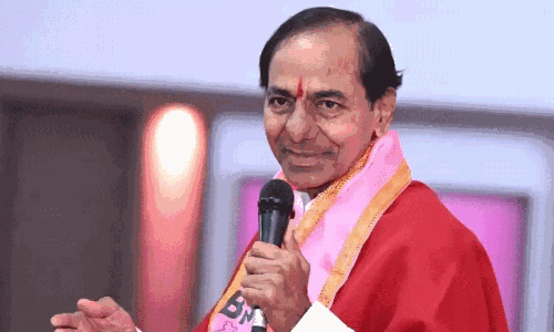 కేసీఅర్ అరెస్ట్: కాంగ్రెస్ బీజేపీ ఒకరి భుజాల మీద మరొకరి తుపాకీ !