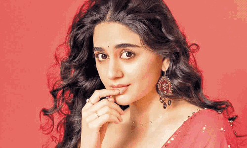 ఇమాన్వి క్రేజ్.. తొలి సినిమా విడుదల కాకముందే మరో బిగ్ ప్రాజెక్టులో ఛాన్స్!