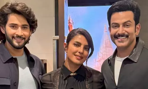 వారణాసి : పృథ్వీరాజ్‌ను సర్‌ప్రైజ్ చేసిన మహేష్‌, ప్రియాంక