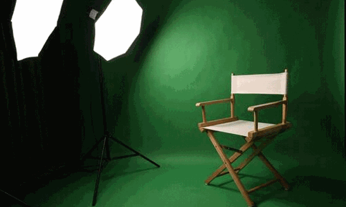 ఆ డైరెక్ట‌ర్ భ‌యంక‌ర‌మైన గంద‌ర‌ గోళంలో!