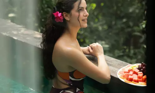 Natasa Stankovics Glam Poolside Glow