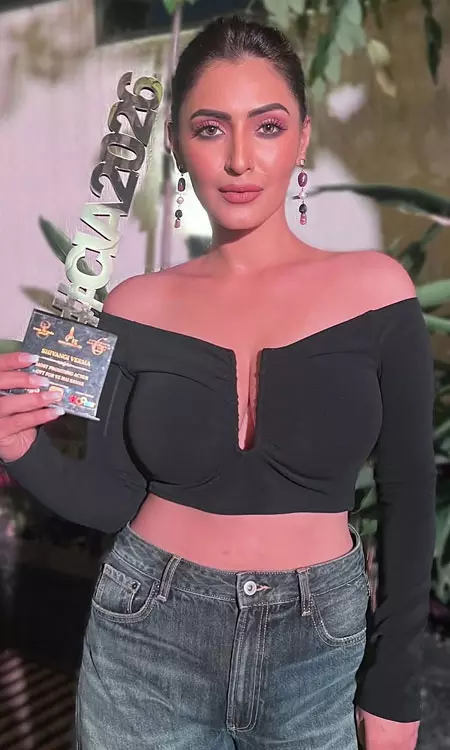 Shivangi Verma Stuns in Black at Continental International Awards 2026