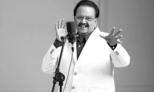 సంగీత దర్శకుడు సత్యానికి పాటలు పాడనన్న బాలు..!