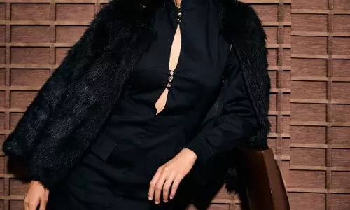 Shalini Pandey: Elegance Framed in Confidence