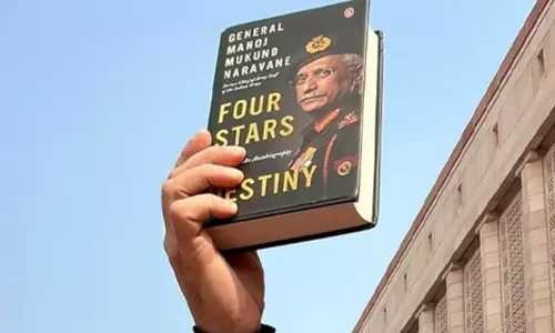 నరవణె ఆత్మకథ:  వివాదాస్పద బుక్ లో ఏముంది? ఎలా లీకైంది?