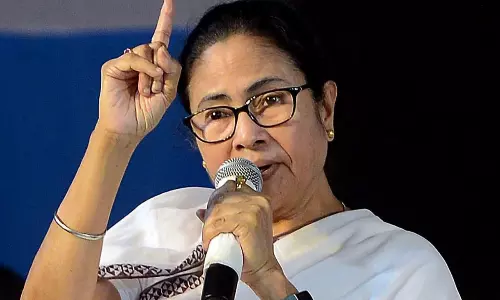 లాయర్ అవతార్...మమత వ్యూహం సక్సెస్