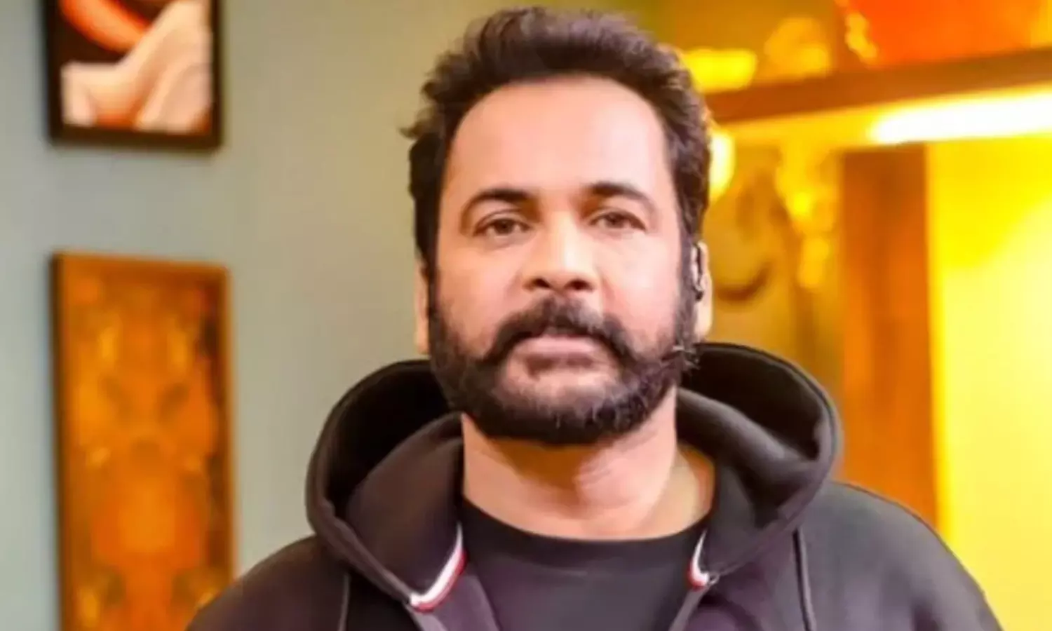 తెలిసిన వాళ్లే నాపై కంప్లైంట్ ఇచ్చారు.. మూడు రోజులు నిద్రపోలేదు తెలిసిన వాళ్లే నాపై కంప్లైంట్ ఇచ్చారు.. మూడు రోజులు నిద్రపోలేదు