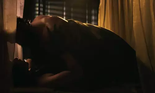 Toxic Steamy Scene: Who Is That Heroine?