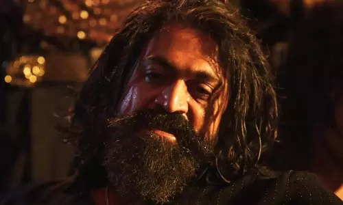 యష్ టాక్సిక్.. ఆ మిస్టరీ బ్యూటీ ఎవరబ్బా?