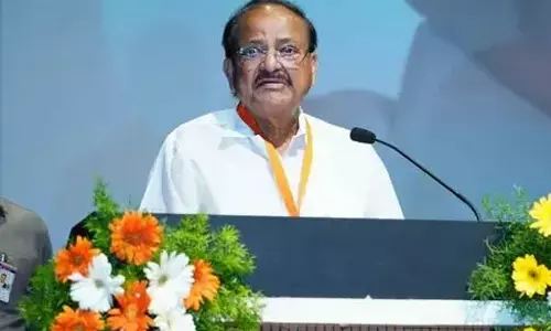 ఏఐ అంటేనే..వెంకయ్యనాయుడు సంచలన వ్యాఖ్యలు