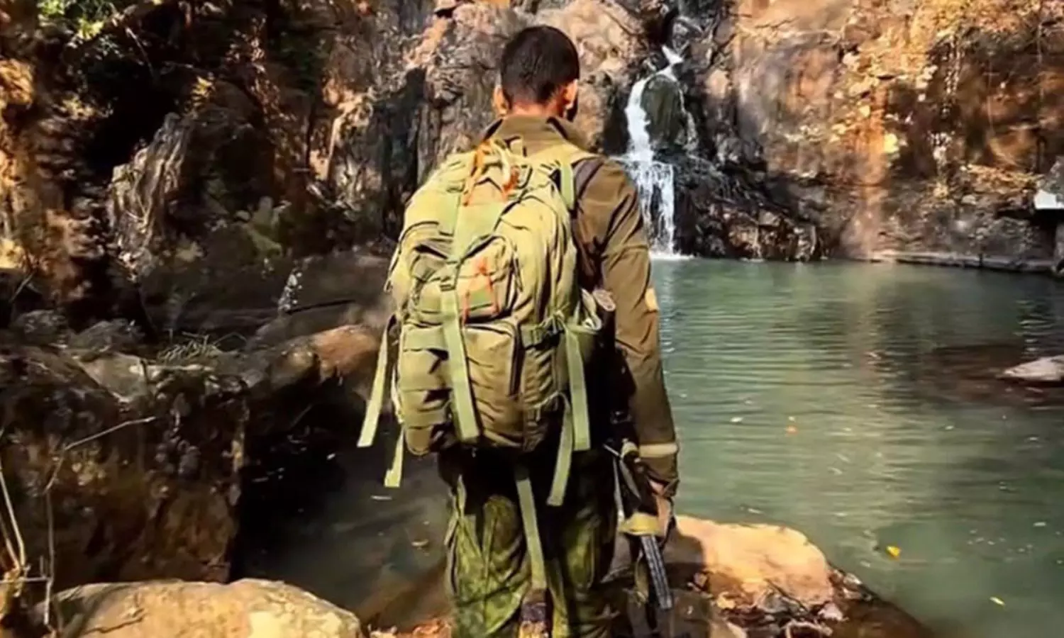 సెన్సేషనల్ న్యూస్: మావోయిస్టు అగ్రనేత దేవ్ జీ లొంగుబాటు.. 6 దశాబ్దాల సాయుధ పోరాటానికి తెర! సెన్సేషనల్ న్యూస్: మావోయిస్టు అగ్రనేత దేవ్ జీ లొంగుబాటు.. 6 దశాబ్దాల సాయుధ పోరాటానికి తెర!