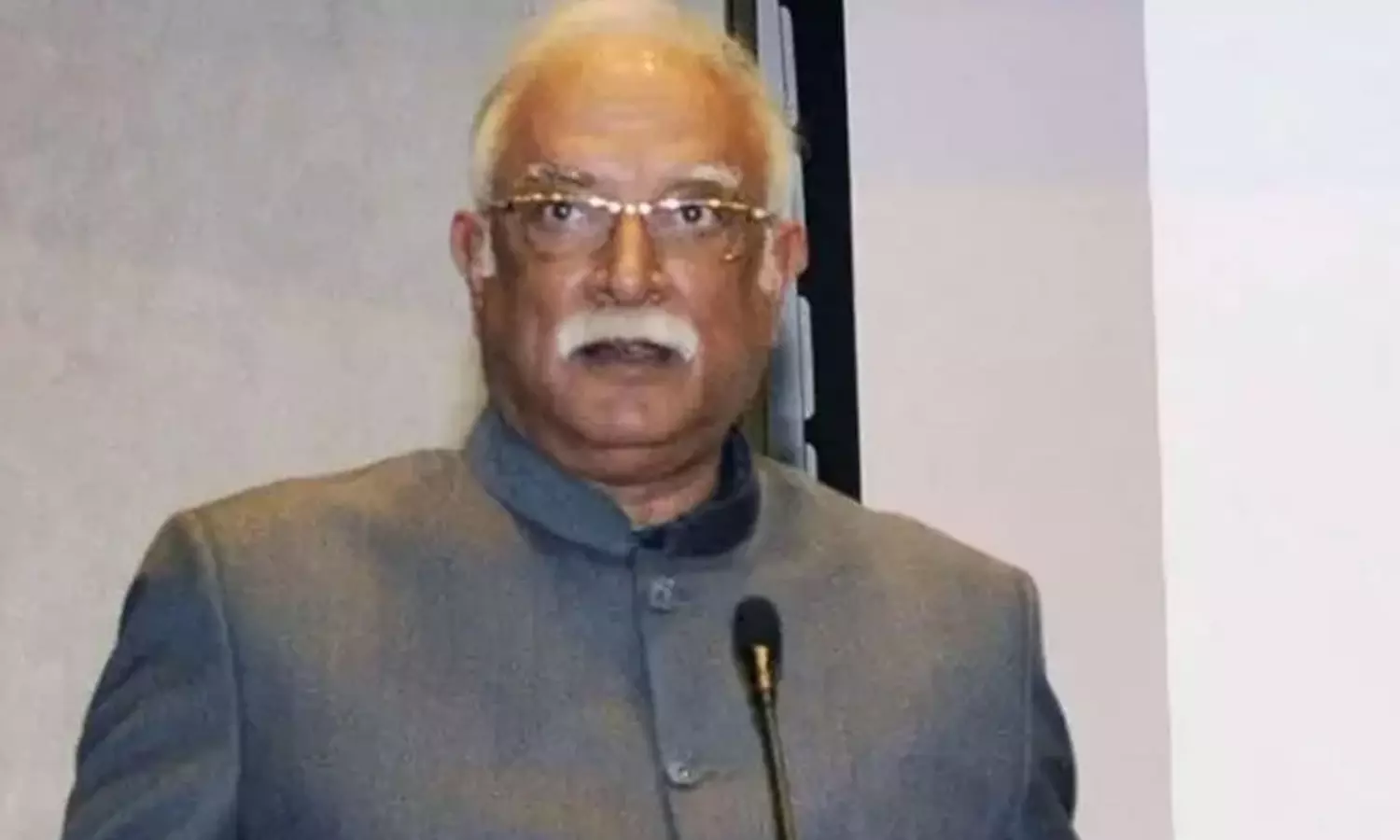 పిల్ల‌ల‌కు చ‌దువు చెబుతామ‌న్నా జ‌గ‌న్ స‌హించ‌లేదు: గ‌వ‌ర్న‌ర్ గ‌జ‌ప‌తి రాజు