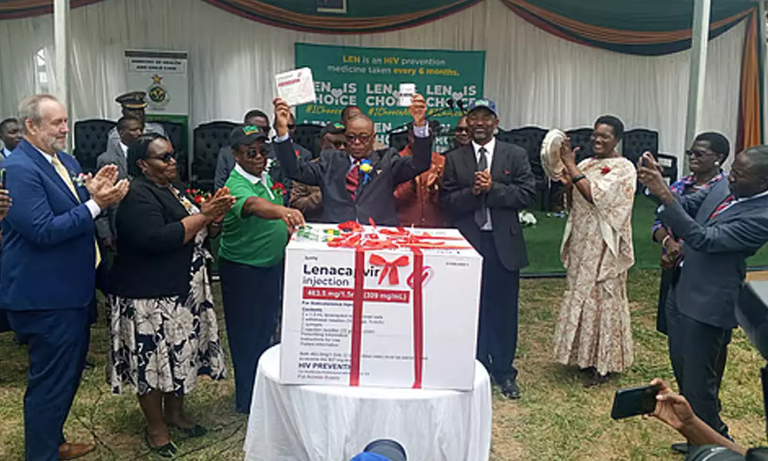 హెచ్ఐవీ వ్యాక్సిన్ కోసం ఎగబడ్డ యువత.. ‘లెనాకాపవిర్ సంచలనం