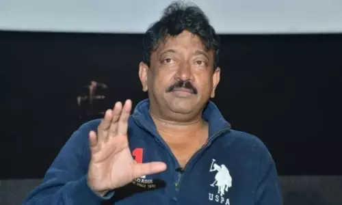 వ‌ర్మ ఆ రెండు సినిమాల‌పై బుక్ రాస్తున్నాడా?