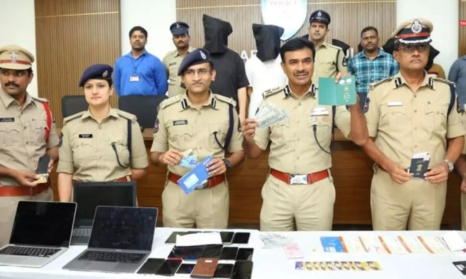 హైద‌రాబాద్ పోలీస్ ఆప‌రేష‌న్ ఆక్టోప‌స్.. 104మంది సైబ‌ర్ ముఠా అరెస్ట్